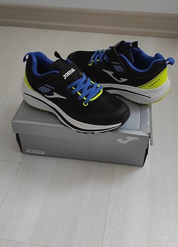 33 Beden Joma ayakkabı