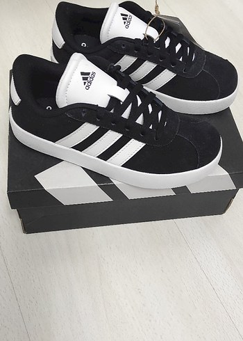 Adidas çocuk ayakkabı - Görsel 2