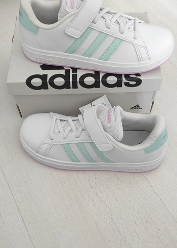 Kız Çocuk Beyaz Adidas Spor Ayakkabı - Görsel 2