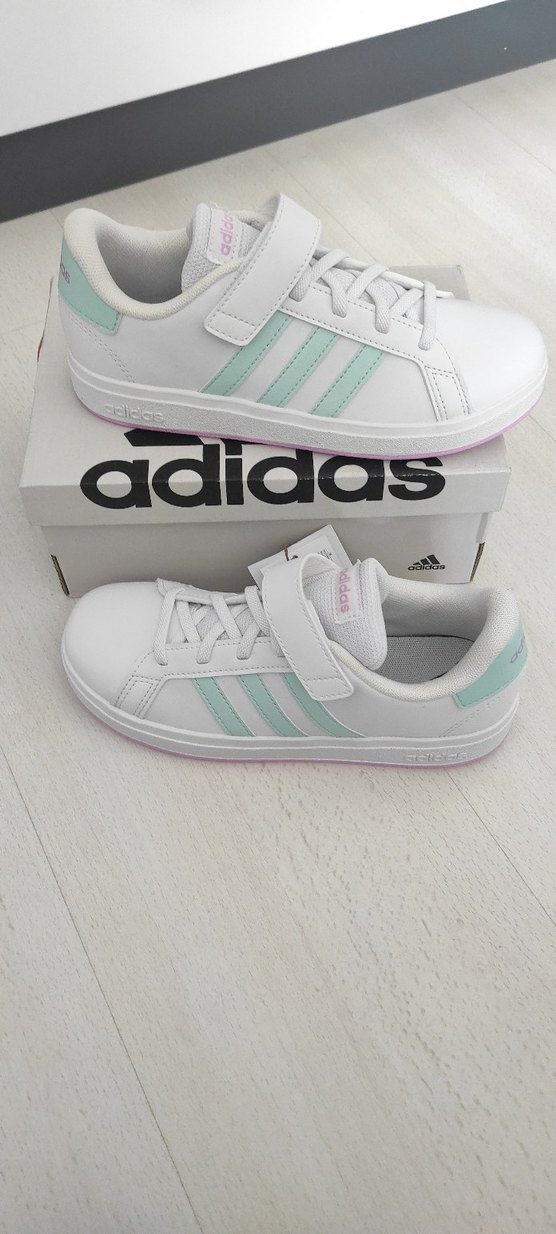 Kız Çocuk Beyaz Adidas Spor Ayakkabı - Görsel 2