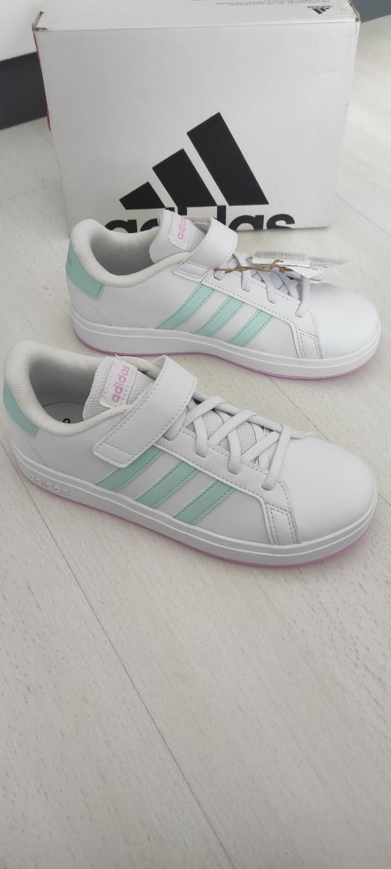 Kız Çocuk Beyaz Adidas Spor Ayakkabı - Görsel 3