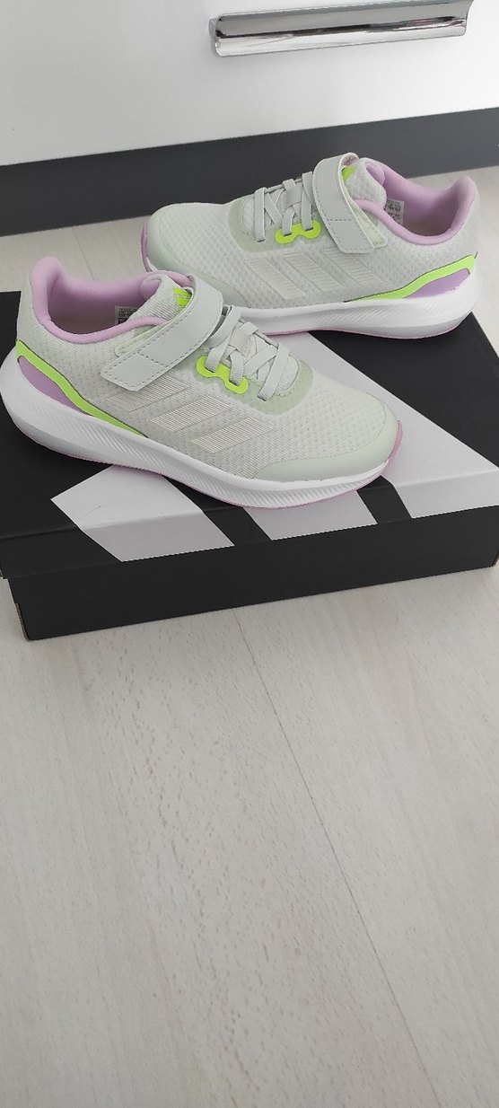 Adidas çocuk ayakkabı - Görsel 2