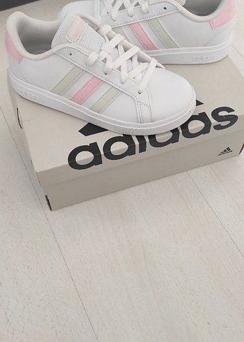 Adidas çocuk ayakkabı - Görsel 2