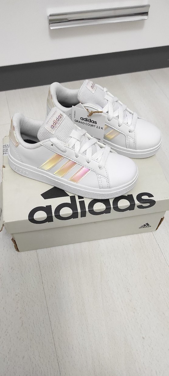 Beyaz Adidas Kız Çocuk Spor Ayakkabı - Görsel 3