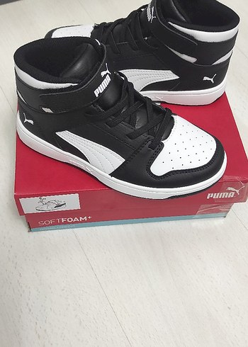 Erkek Çocuk Siyah Beyaz Puma Spor Ayakkabı - Görsel 4
