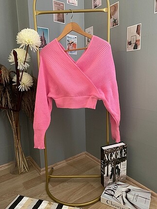Pembe örme kazak