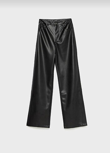 Stradivarius Deri Görünümlü Pantolon 