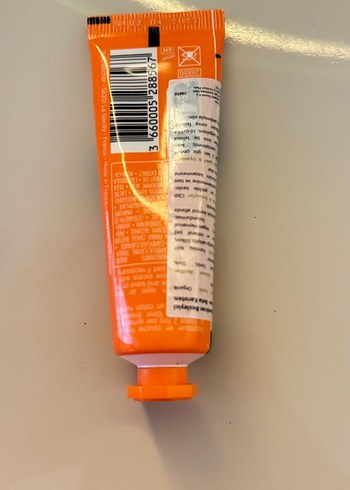 Beden Yves Rocher Beta Karoten Besleyici yüz maskesi 30 ml