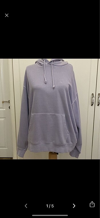 Levis Sweat