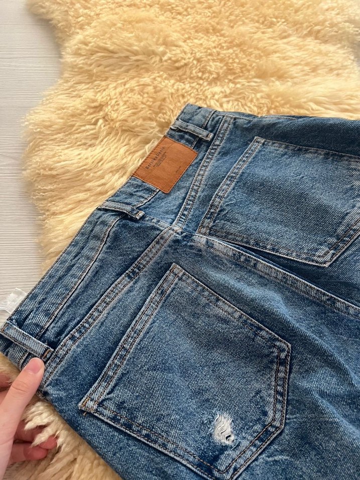 Bershka yırtık jeans - Görsel 3