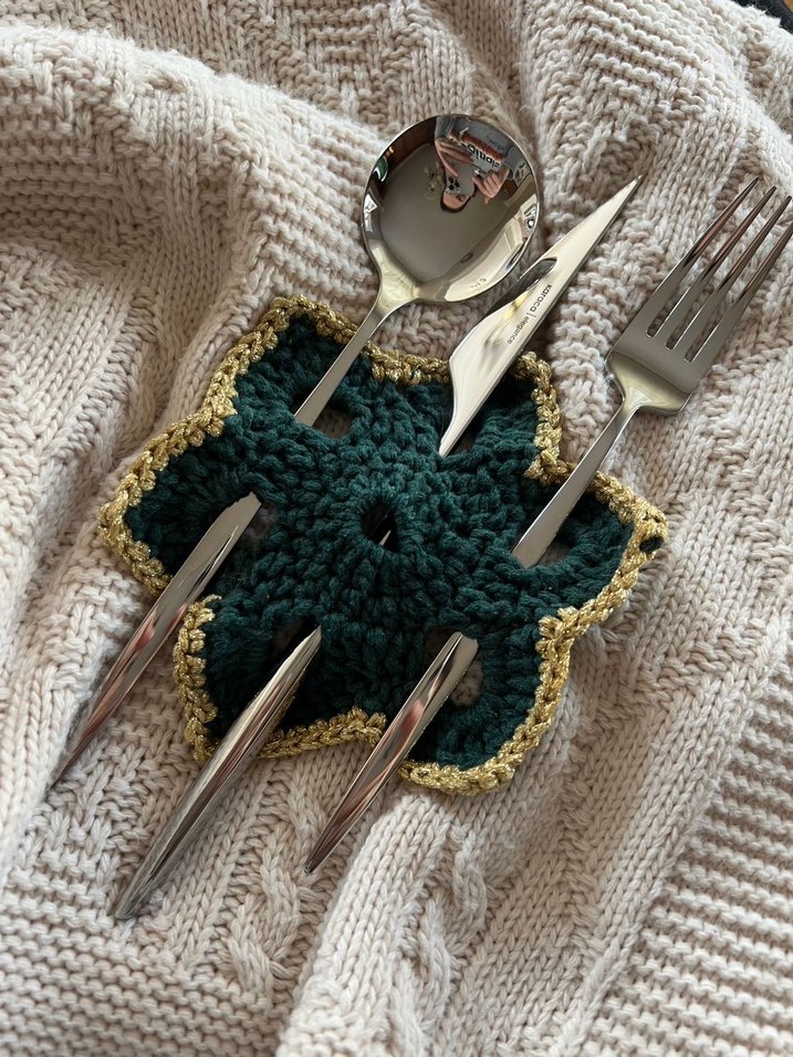 Altıgen Kırmızı El Örgüsü Motifler - Görsel 3