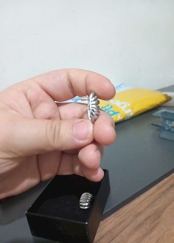  Beden gri Renk Gri Minimalist Küpe Çifti