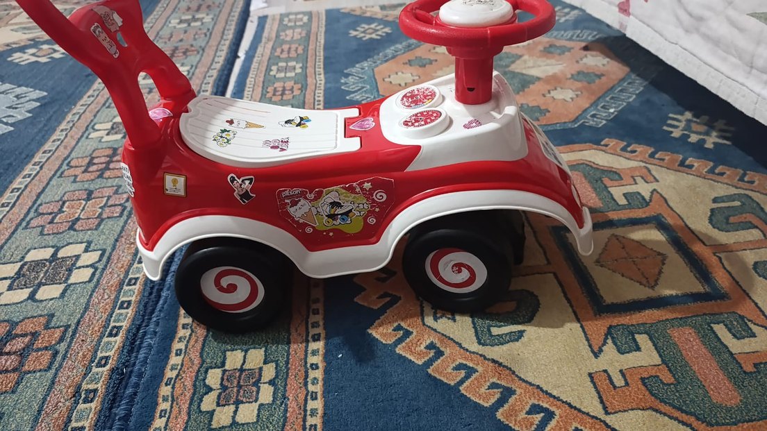 Kırmızı Renkli Çocuk Oyuncak Arabası - Görsel 2