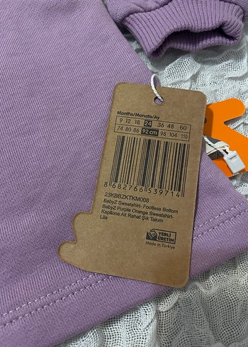 Mor Nakışlı Örgü Bebek Kız Takımı - Görsel 3