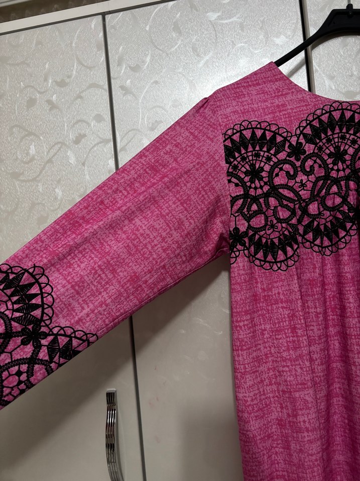 Tesettür elbise - Görsel 3