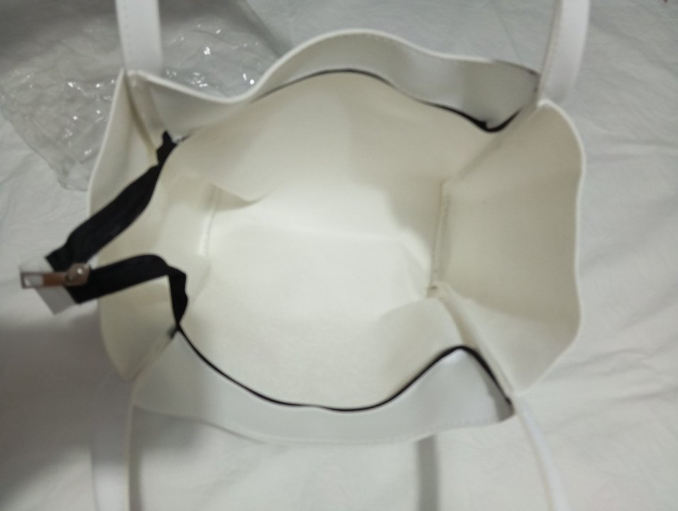 Beyaz Minimalist Kadın Omuz Çantası - Görsel 4