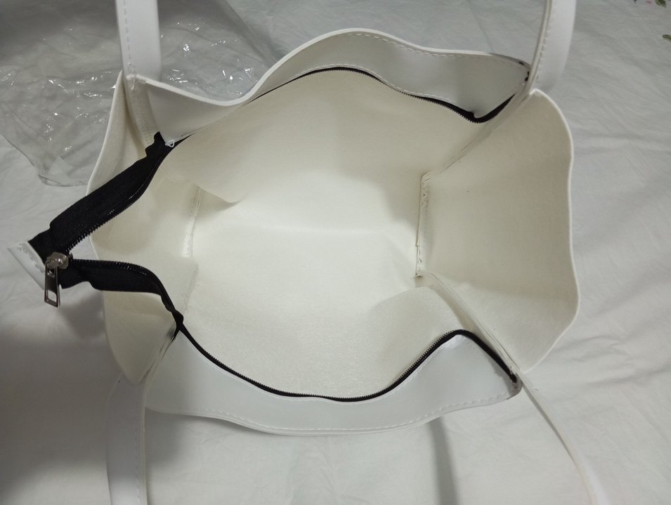 Beyaz Minimalist Kadın Omuz Çantası - Görsel 3