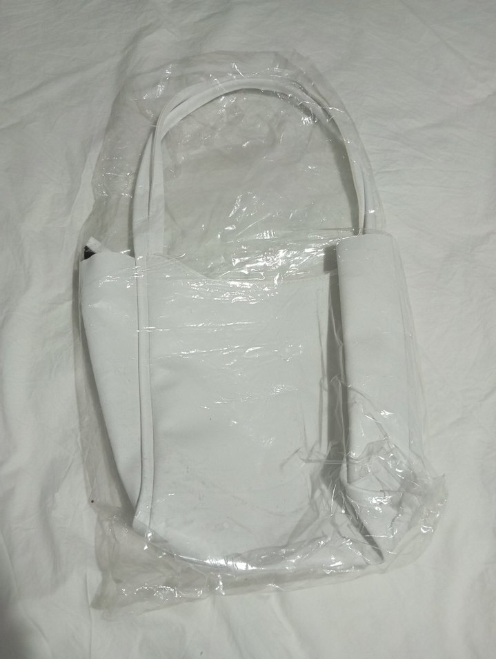 Beyaz Minimalist Kadın Omuz Çantası - Görsel 2