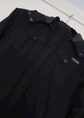 Erkek Çocuk Siyah Düğmeli Kaban - Görsel 9