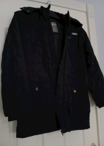 Erkek Çocuk Siyah Düğmeli Kaban - Görsel 6