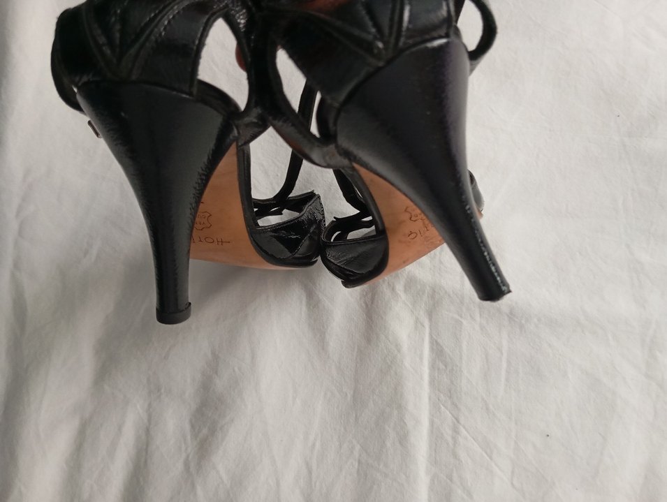 Kadın Siyah Gotik Topuklu Ayakkabı - Görsel 4