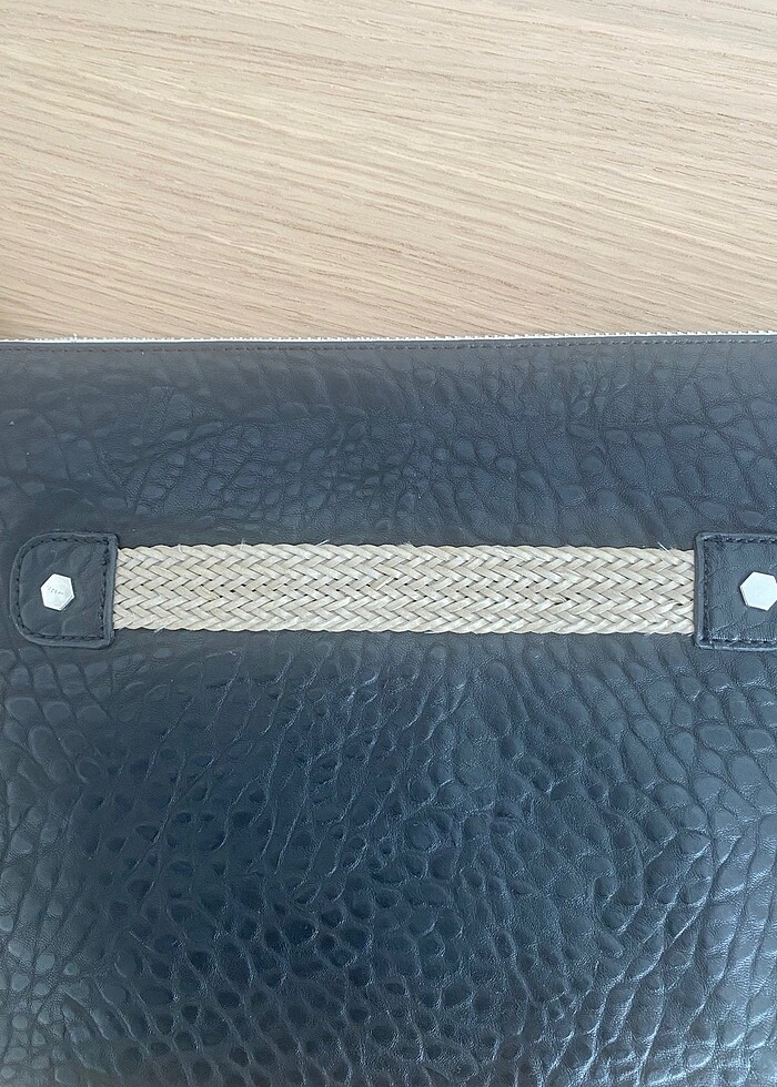 Siyah Portföy Çanta - Görsel 2