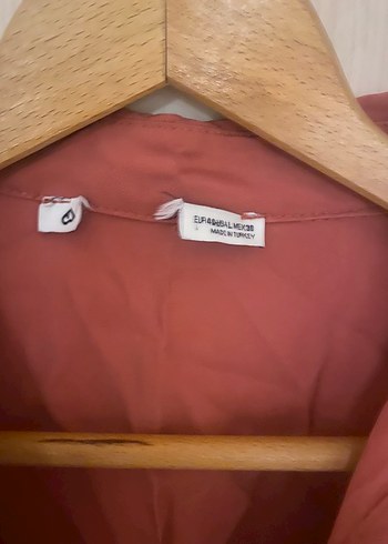 Düğmeli Kadın Gömlek - Görsel 2