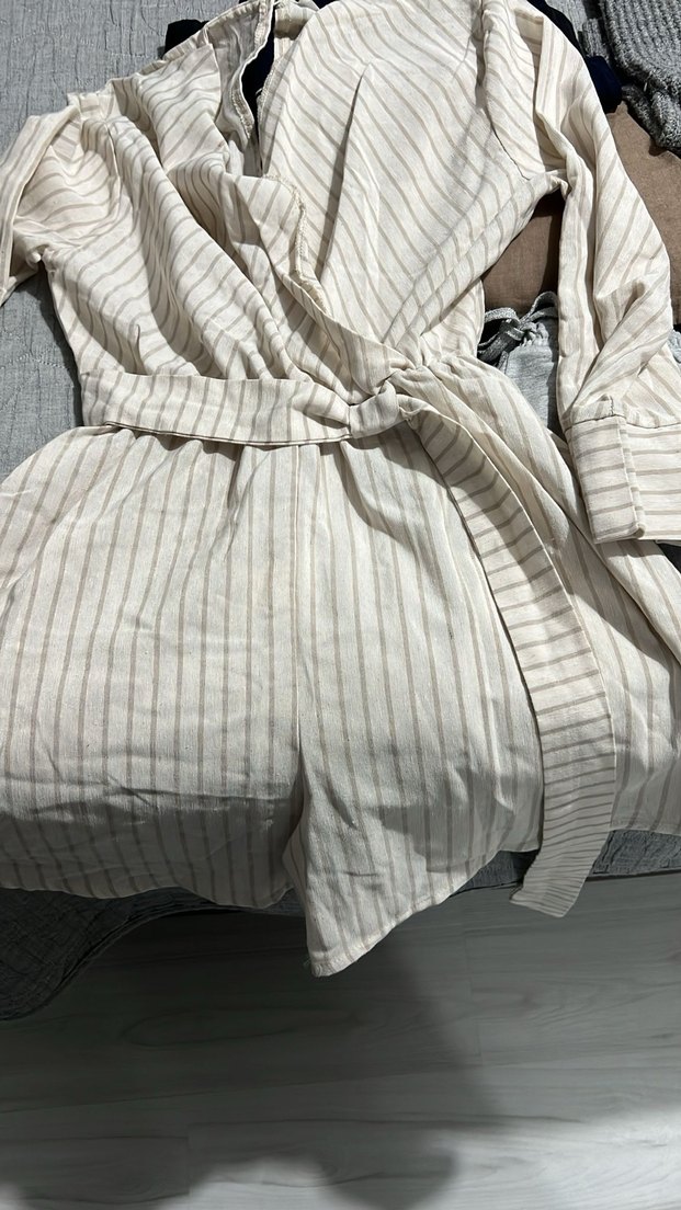 Bohem Stil Bej Çizgili Beyaz Tulum - Görsel 2