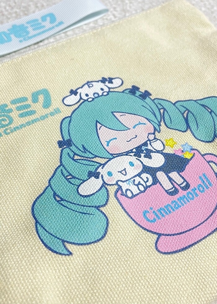 Hatsune Miku × Cinnamoroll Küçük Çanta - Görsel 2