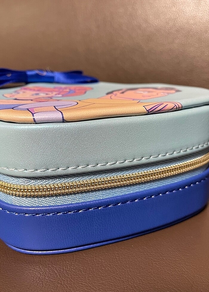 Disney Sindirella ve Prens Charming küçük çanta - Görsel 4