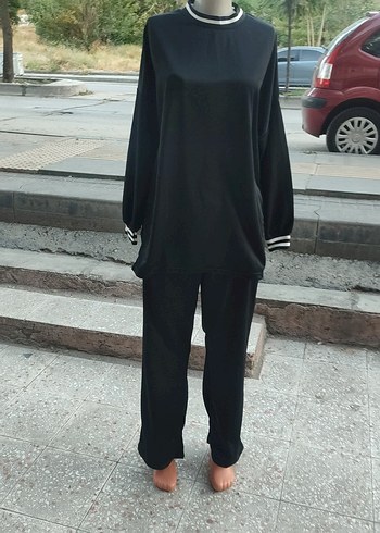Siyah Kadın Sweatshirt ve Pantolon Takımı