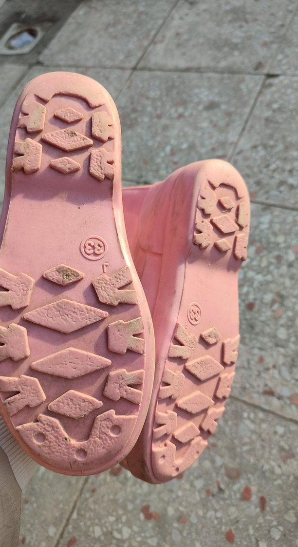 Kız Çocuk Pembe Kauçuk Botlar - Görsel 5