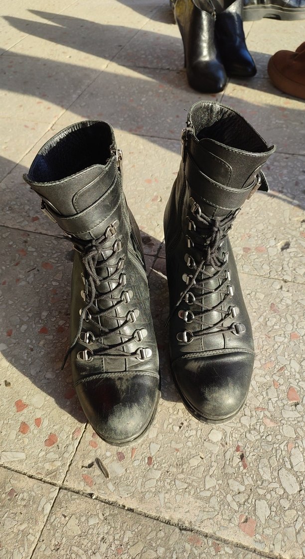 Greyder Kadın Siyah Deri Gotik Topuklu Botlar - Görsel 4