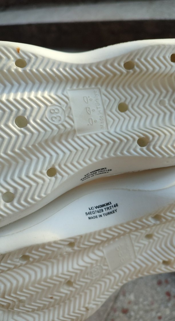 Düğmeli Beyaz Platform Terlikler - Görsel 4