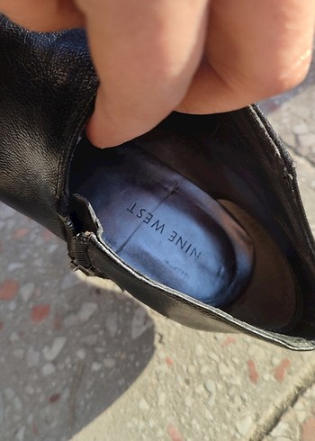 Nine West Siyah Deri Dolgu Topuklu Kadın Ayakkabı - Görsel 5