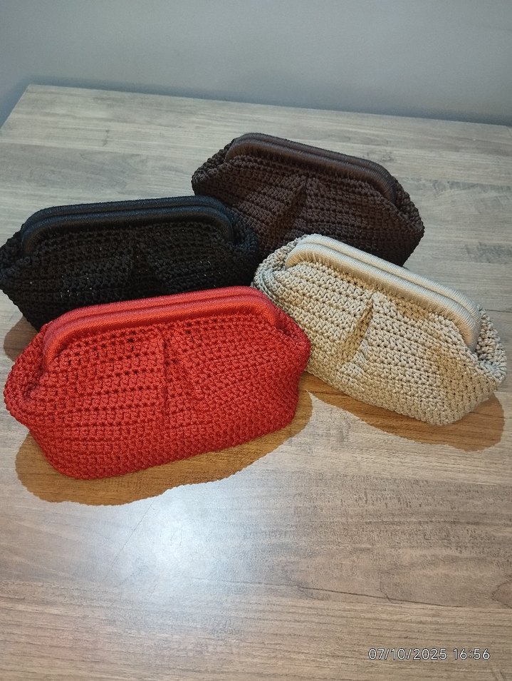 700tlden düştü kampanya !!! Pileli Burslu Bayan Çanta her renk - Görsel 2