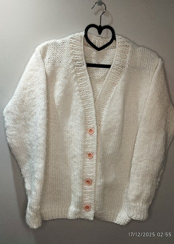 Düğmeli Beyaz Örgü Kadın Hırka - Görsel 7