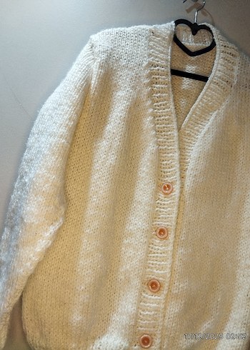 Düğmeli Beyaz Örgü Kadın Hırka - Görsel 3