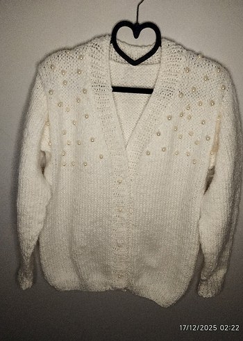 İnci Detaylı Beyaz Kışlık Örgü Hırka - Görsel 6