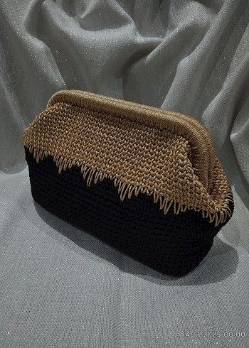 Siyah Simli Gold Nakışlı Kadın Portföy Çanta - Görsel 3