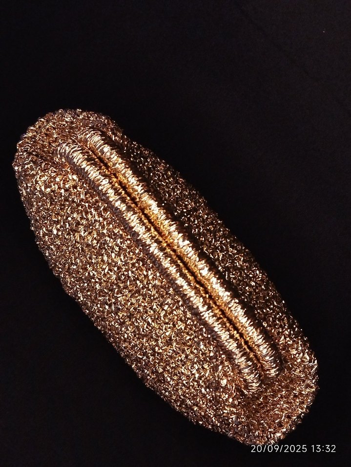 Gold Payetli Kadın Portföy Çanta - Görsel 2