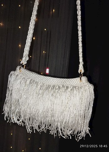 Püsküllü Parlak Beyaz Kadın Çanta - Görsel 13