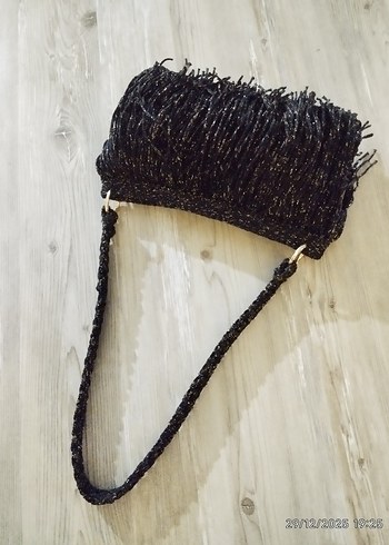 Püsküllü Parlak Siyah Gece Çanta - Görsel 7