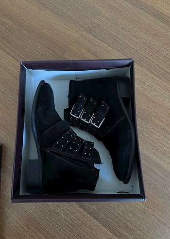 Hotiç Siyah Süet Tokalı Blok Topuklu Kadın Bot - Görsel 7