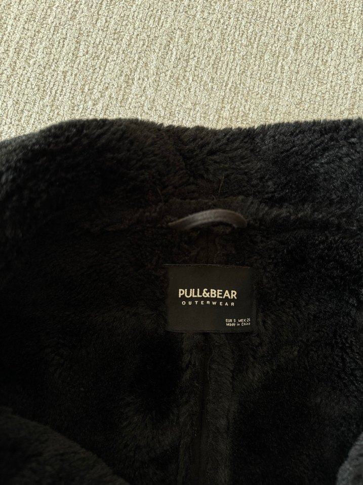 Pull and bear Siyah Kadın Süet Kürklü Biker Ceket - Görsel 3