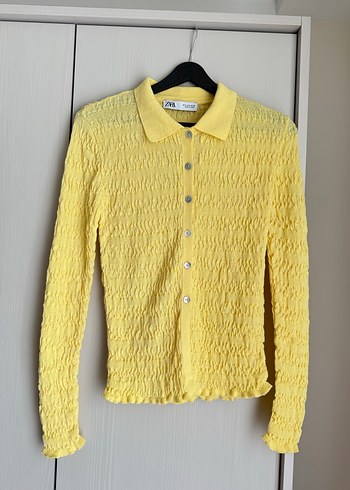 Sarı Düğmeli Kadın Hırka - Görsel 2