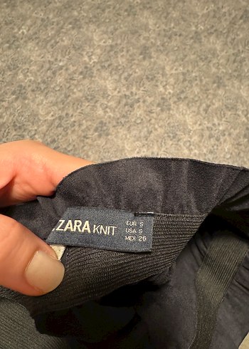 Zara Parlak Siyah Deri Mini Etek - Görsel 3