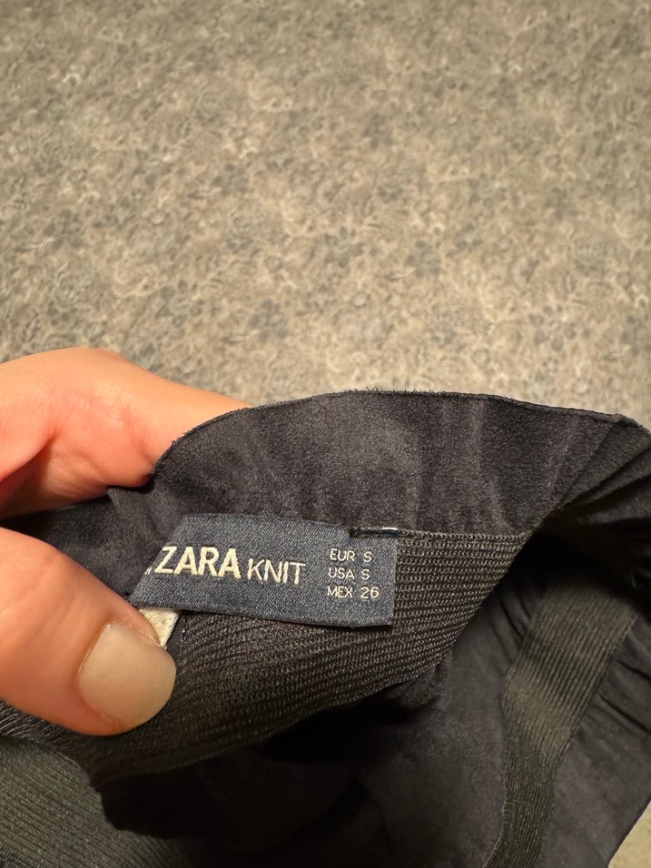 Zara Parlak Siyah Deri Mini Etek - Görsel 3