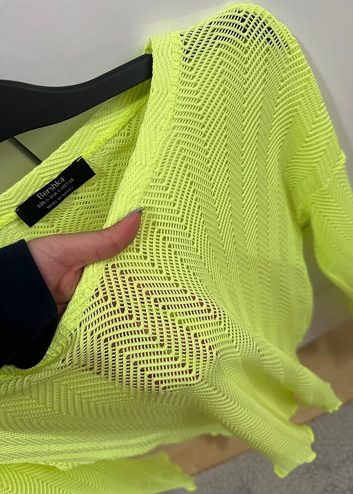 Bershka lime renk uzun kollu bluz - Görsel 2