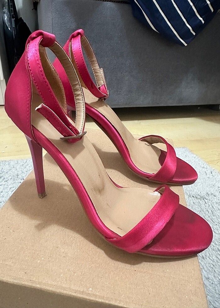 Bilekten bağlamalı pembe topuklu ayakkabı - Görsel 2